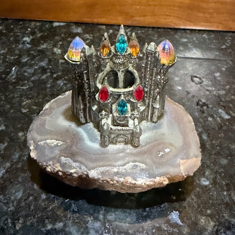 Pewter Fantasy Excalibur Castle Figurine Natural Agate Geode Base Crystal Gems